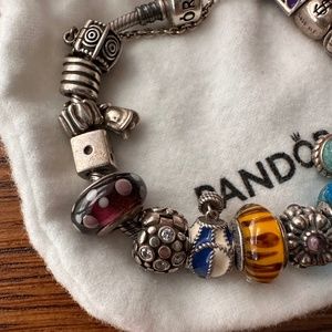 PANDORA bracelet with charms, safety chain and clips